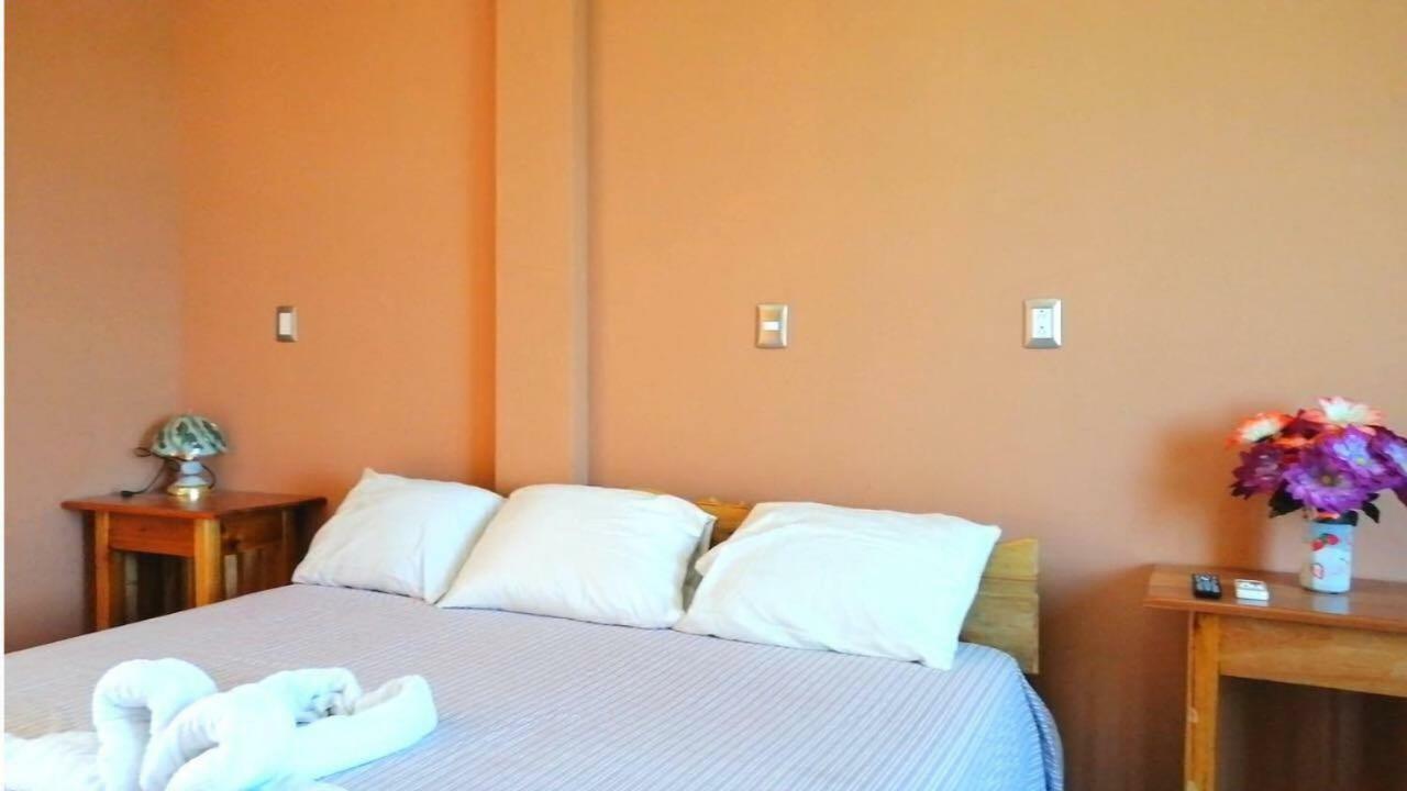 Sarteneja Inn מראה חיצוני תמונה
