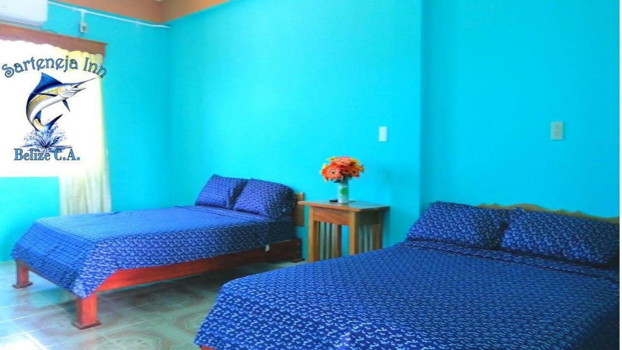 Sarteneja Inn מראה חיצוני תמונה